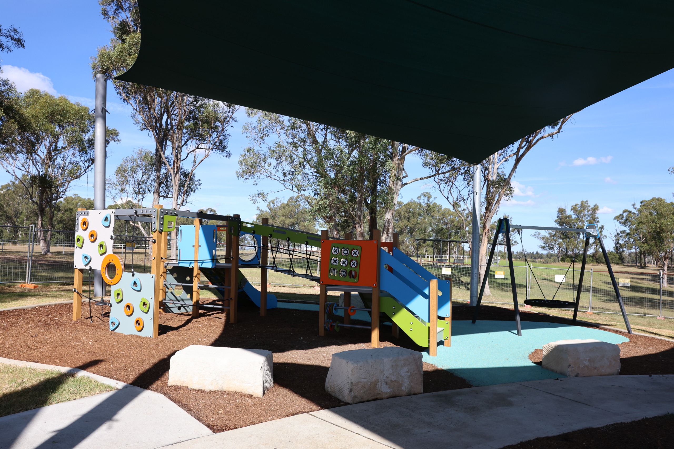 Play equipment 